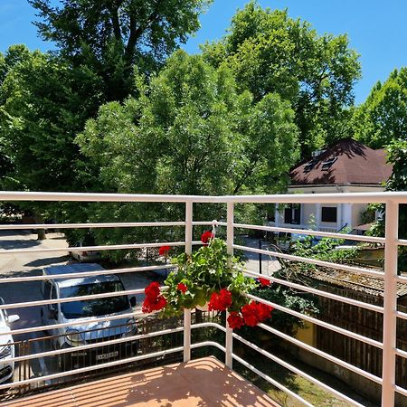 Siofoki Beach Apartman Екстериор снимка