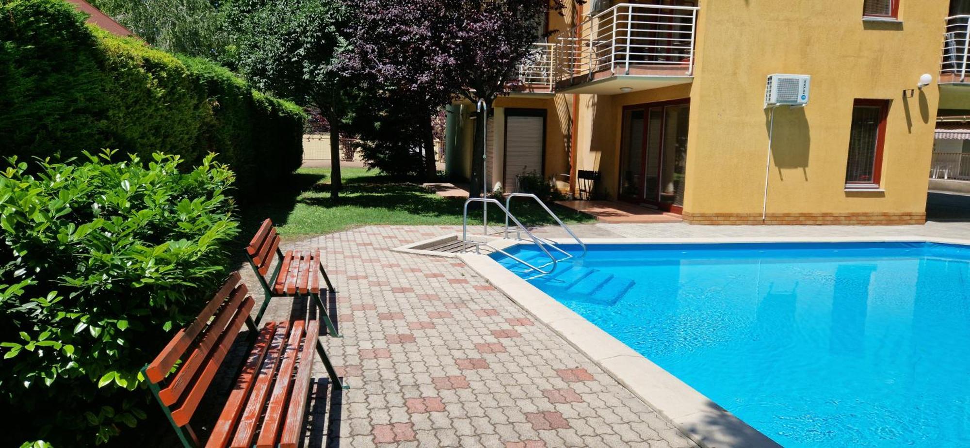 Siofoki Beach Apartman Екстериор снимка